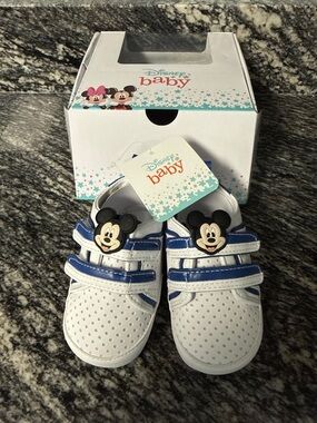 Disney Baby 6-9 Months Mickey Mouse Shoes